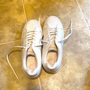 Head tennis shoes